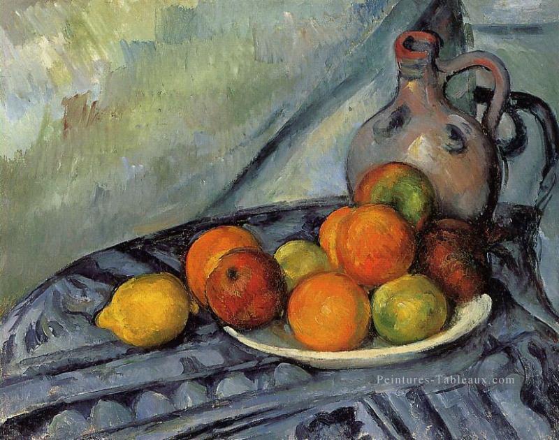 Fruit et Cruche sur une Table Paul Cézanne Nature morte impressionnisme Peintures à l'huile